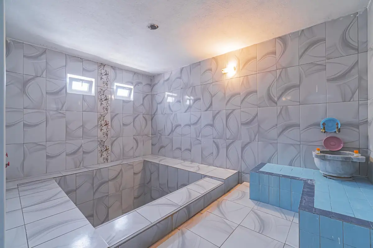 Royal Termal Villa kapalı ve özel termal havuzu
