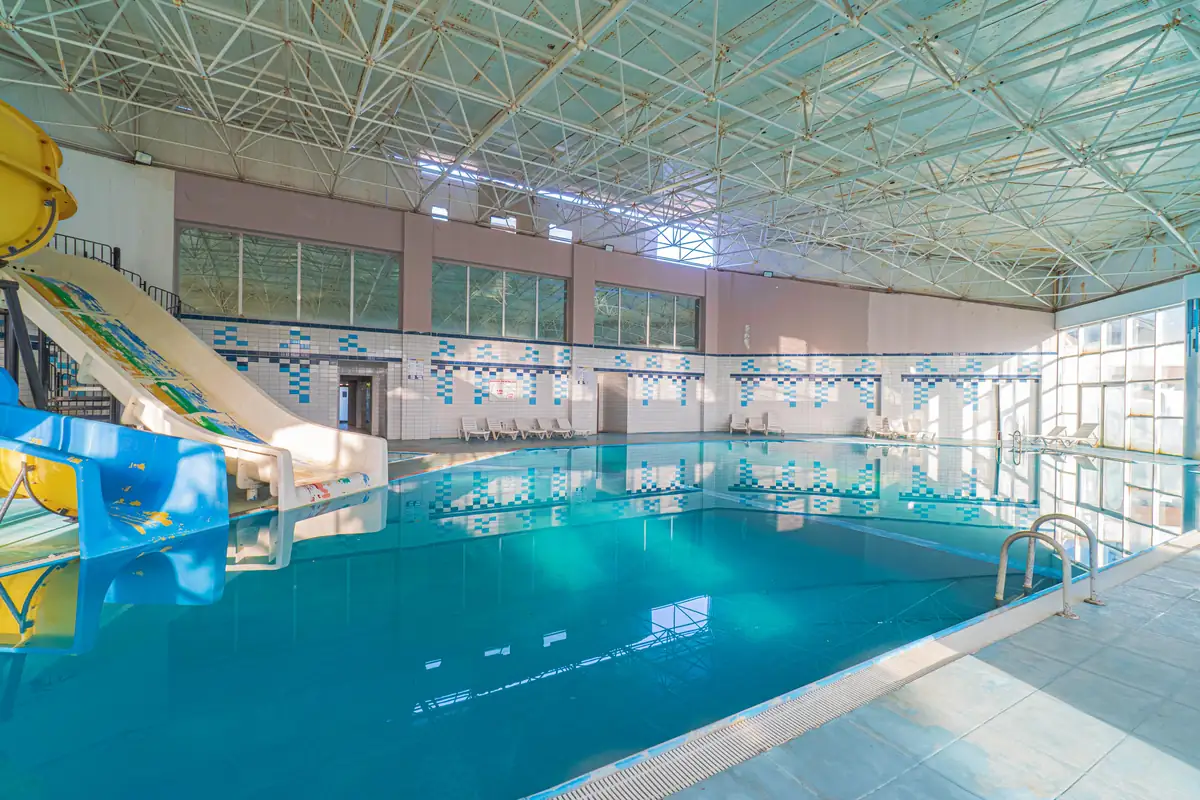 Royal Termal Villa kapalı kaydıraklı havuzu — 2. fotoğraf