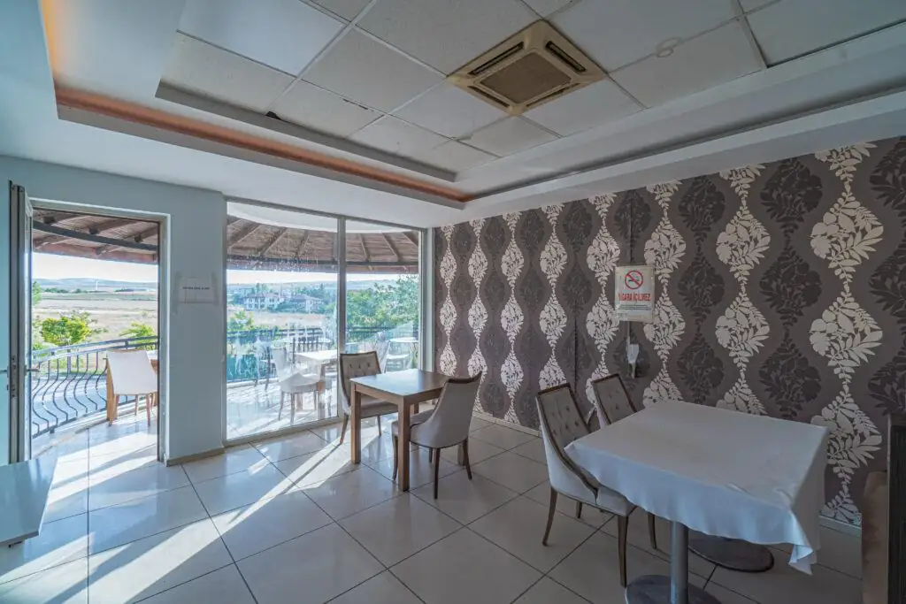 Royal Termal Villa açık büfe restoranı