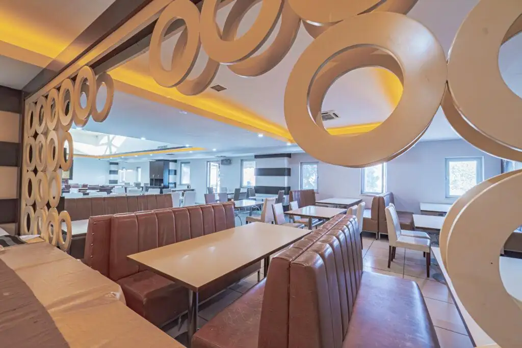 Royal Termal Villa açık büfe restoranı